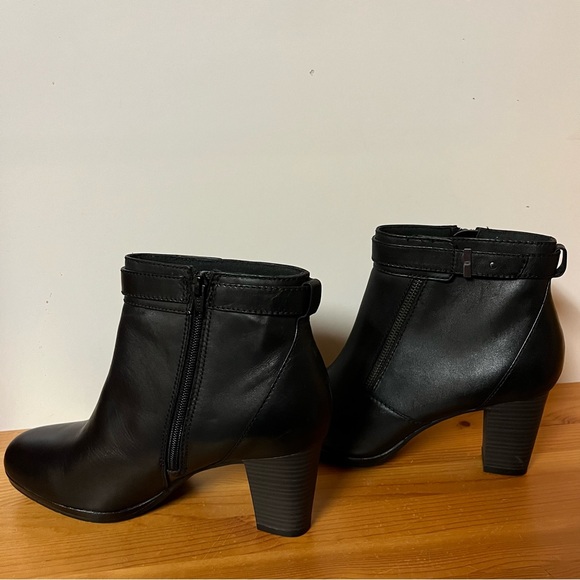 Clarks Women’s Kalea Gillian Ankle Boots Black, Size 9M, New - Picture 3 of 7